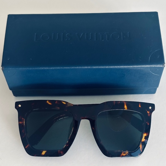 Louis Vuitton Acetate La Grande Bellezza Sunglasses - Picture 10 of 13